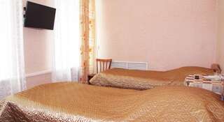 Гостиница Уют Кострома Двухместный номер эконом-класса с 2 отдельными кроватями-4